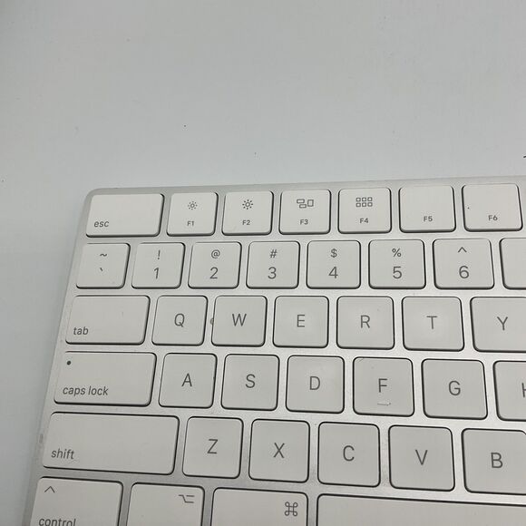 Apple Wireless Magic Keyboard 2 W/ Numeric Keypad A1843 EMC 3138. Tested.EUC - Picture 7 of 11